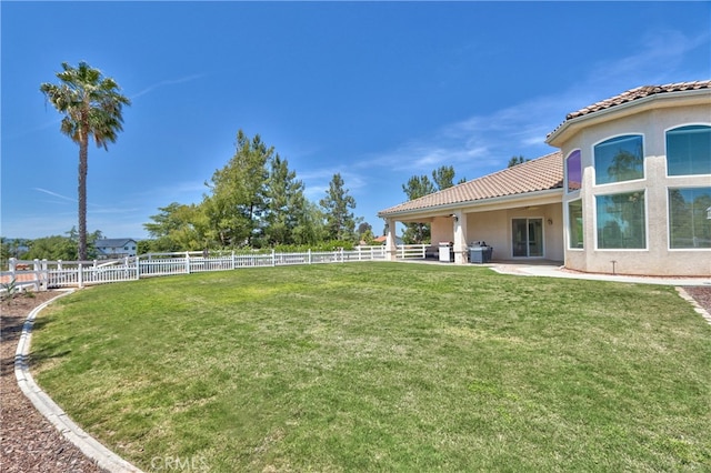 41380 La Sierra Rd, Temecula, CA 92591 - view of yard with a patio area