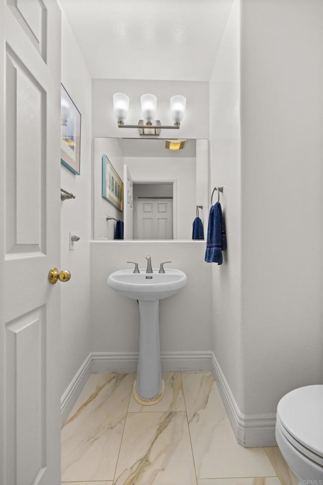11964 Ashley Pl, San Diego, CA 92128 - bathroom featuring marble finish flooring