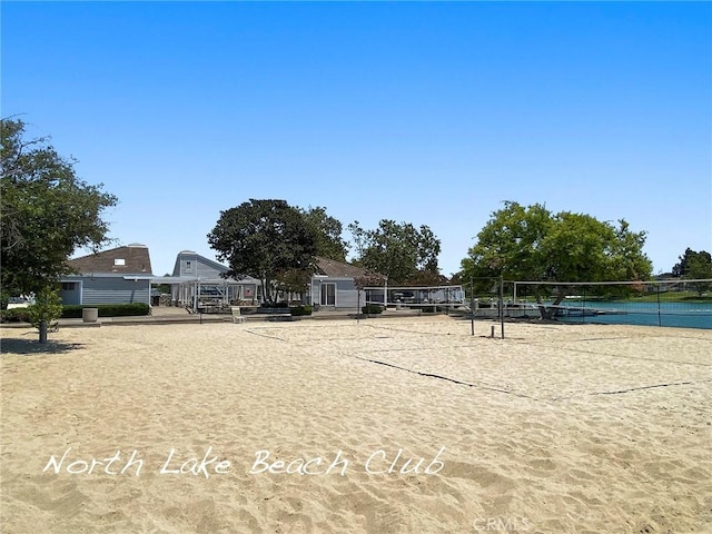 77 S Havenwood Unit 27, Irvine, CA 92614 - surrounding community featuring volleyball court