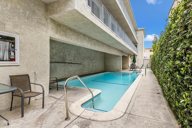 5354 Lindley Ave Unit 202, Encino, CA 91316 - view of pool with a patio