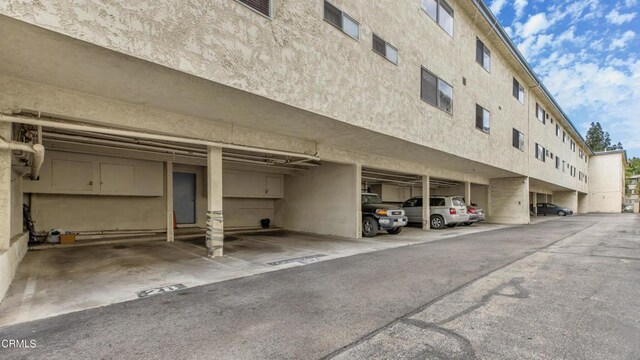 5354 Lindley Ave Unit 202, Encino, CA 91316 - view of property