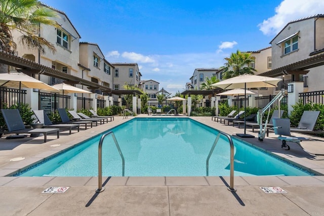 2328 Stardust Gln, Escondido, CA 92025 - community pool with a residential view and a patio area