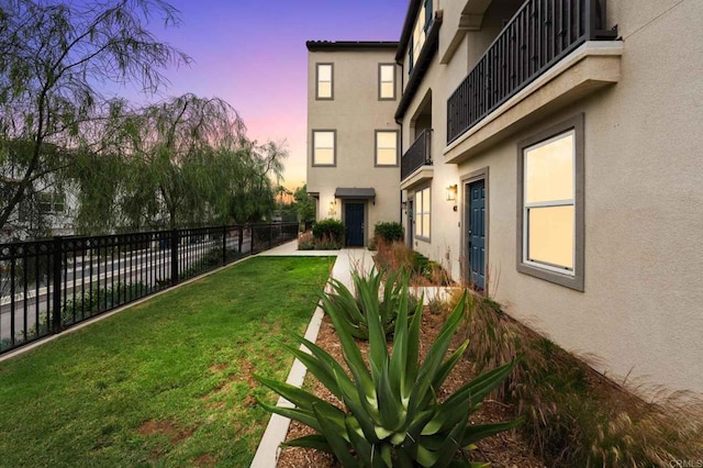 2328 Stardust Gln, Escondido, CA 92025 - view of yard with a balcony