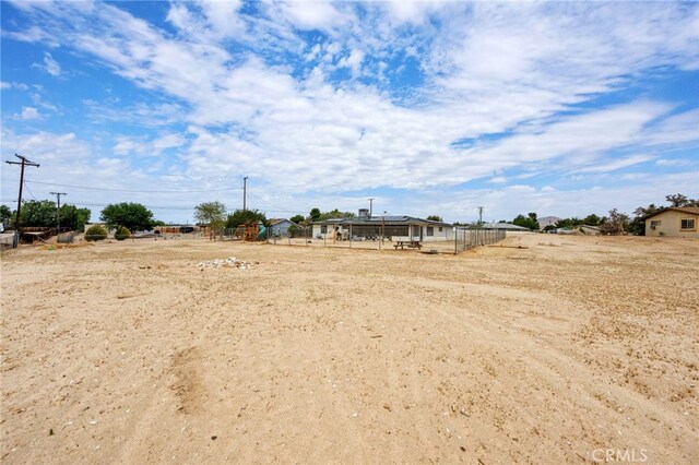 18251 Hiawatha Rd, Apple Valley, CA 92307 - view of yard