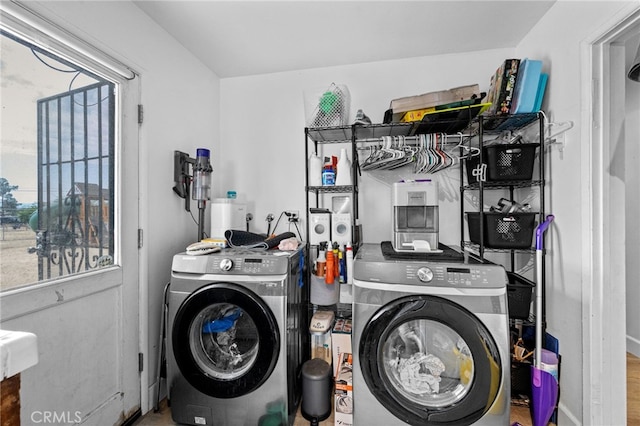 18251 Hiawatha Rd, Apple Valley, CA 92307 - laundry area with washer and dryer