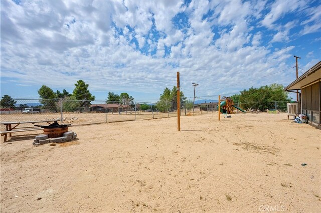 18251 Hiawatha Rd, Apple Valley, CA 92307 - view of home's community
