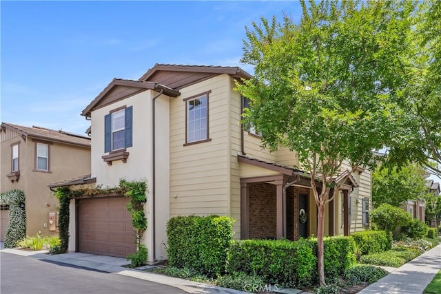 40 Lomada St, Rancho Mission Viejo, CA 92694 - view of front facade featuring an attached garage
