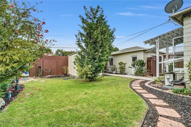 3224 Cerritos Ave, Signal Hill, CA 90755 - view of yard with a storage shed