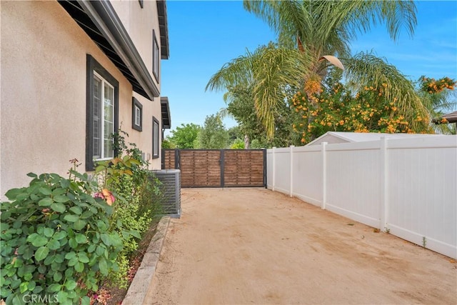 32811 Wesley St, Wildomar, CA 92595 - fenced backyard with a patio and central air condition unit