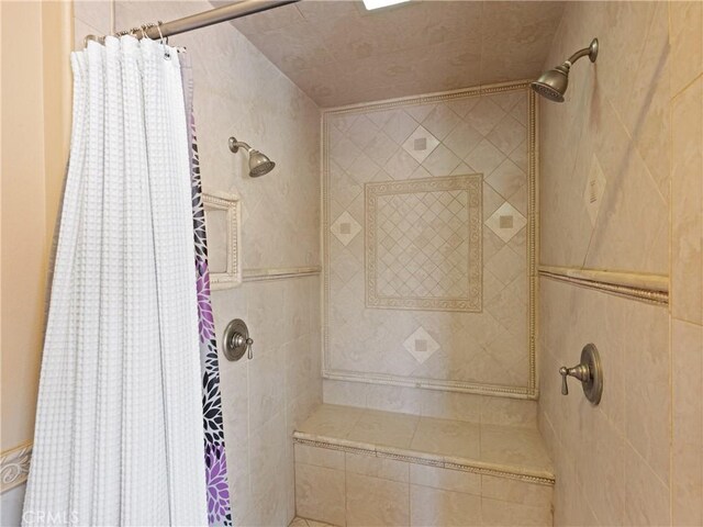 26775 Lakeview, Helendale, CA 92342 - full bath featuring a tile shower
