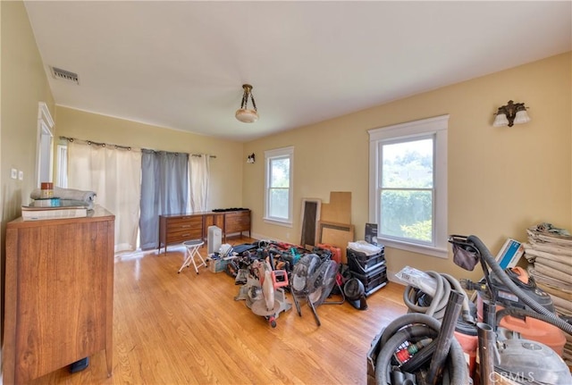 208 Highland Pl, Monrovia, CA 91016 - bedroom featuring light wood-style flooring