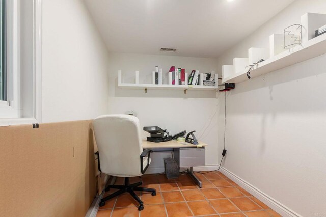 1628 Lone Oak Rd, Vista, CA 92084 - office with light tile patterned flooring and baseboards