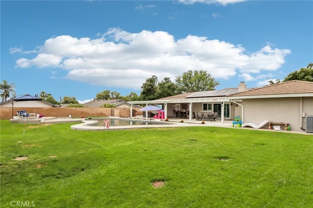 1926 N Vallejo Way, Upland, CA 91784 - view of yard with a patio and central air condition unit