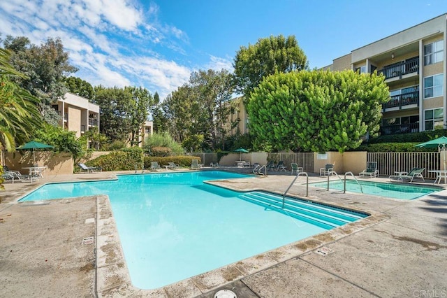 3213 Raintree Cir, Culver City, CA 90230 - community pool with a patio area