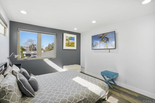 2211 Bancroft St, San Diego, CA 92104 - bedroom featuring wood finished floors, recessed lighting, and baseboards