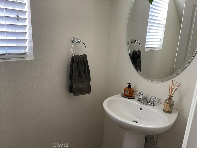 18026 Crabapple Ct, San Bernardino, CA 92407 - bathroom with a sink