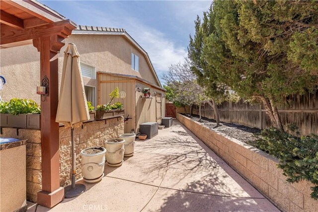 38260 Willow Ct, Murrieta, CA 92562 - fenced backyard featuring a patio