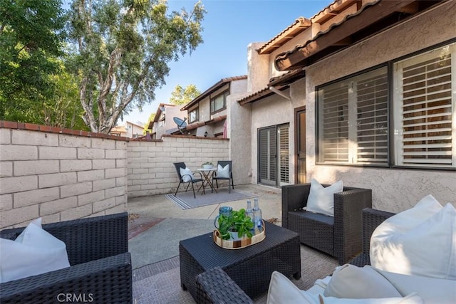 922 N Redding Way Unit E, Upland, CA 91786 - fenced backyard featuring outdoor lounge area and a patio