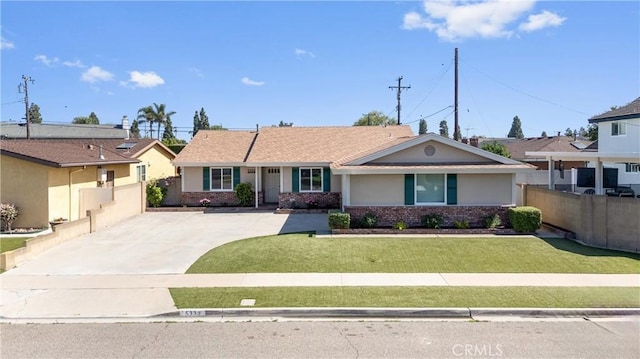 5332 Huntley Ave, Garden Grove, CA 92845 - single story home featuring brick siding and driveway