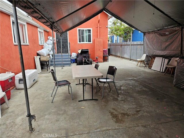 953 E 22nd St, Los Angeles, CA 90011 - view of patio with entry steps