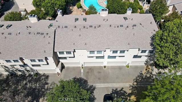 7038 De Celis Pl Unit 9, Van Nuys, CA 91406 - view from above of property with a pool area