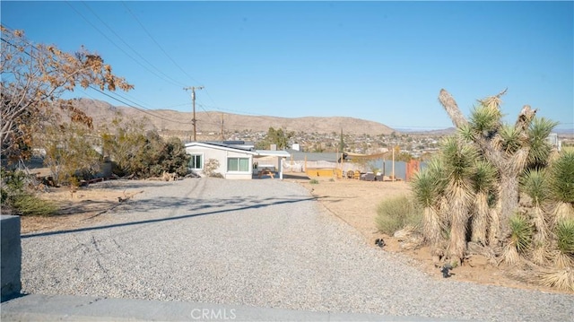 61748 Valley View Cir, Joshua Tree, CA 92252 - view of front of property featuring a mountain view