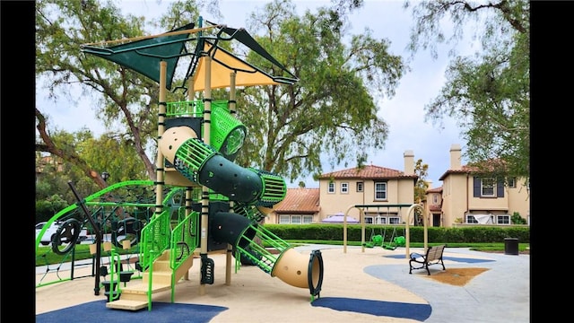 2 Corte Arbertura, San Clemente, CA 92673 - view of communal playground