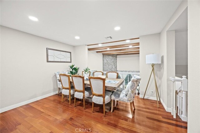 402 El Centro St Unit 13, South Pasadena, CA 91030 - dining area with baseboards, wood finished floors, and recessed lighting