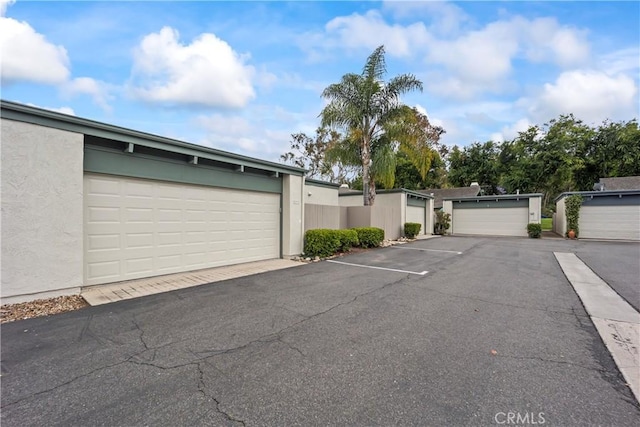 22972 Caminito Linda, Laguna Hills, CA 92653 - view of car parking