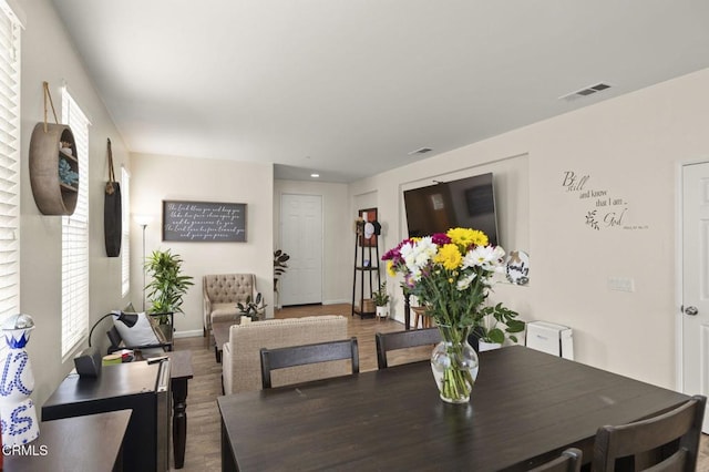 371 Huerta St, Oxnard, CA 93030 - dining space with wood finished floors and recessed lighting
