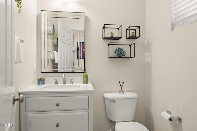 371 Huerta St, Oxnard, CA 93030 - bathroom with vanity and toilet