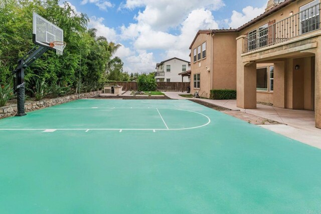 6851 Helenite Pl, Carlsbad, CA 92009 - view of basketball court with community basketball court