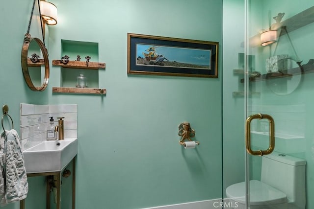 1131 S Vicentia Ave, Corona, CA 92882 - full bath featuring toilet and a stall shower