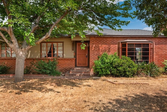 1131 S Vicentia Ave, Corona, CA 92882 - ranch-style home featuring brick siding