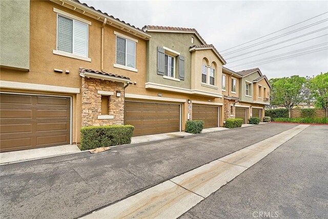 12573 Montaivo Ln, Eastvale, CA 91752 - photo 30