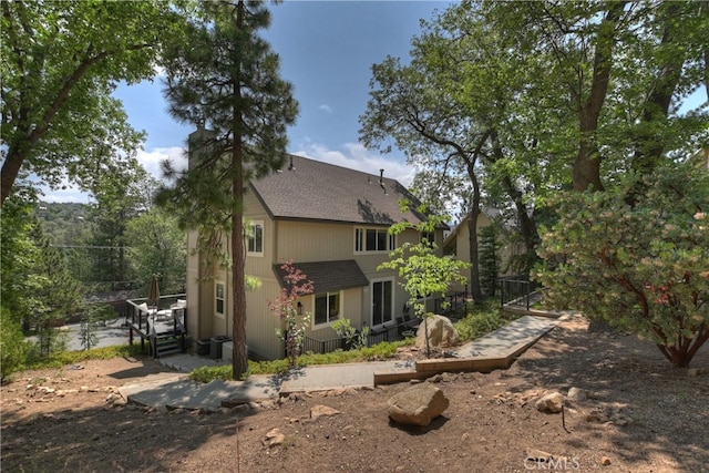 942 Lucerne Ln, Lake Arrowhead, CA 92352 - rear view of property with roof with shingles