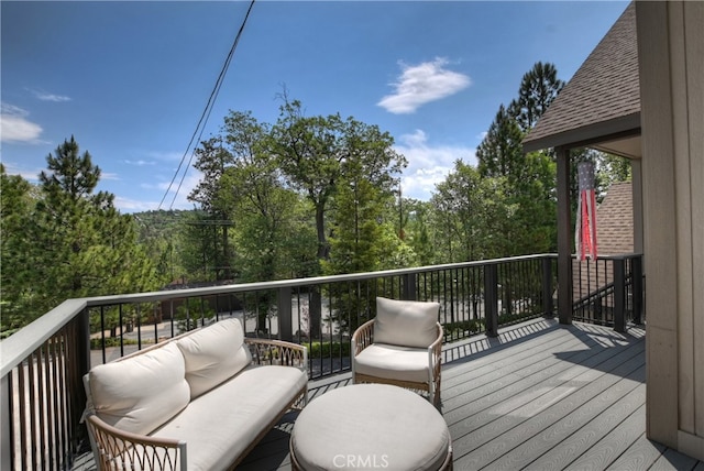 942 Lucerne Ln, Lake Arrowhead, CA 92352 - view of deck