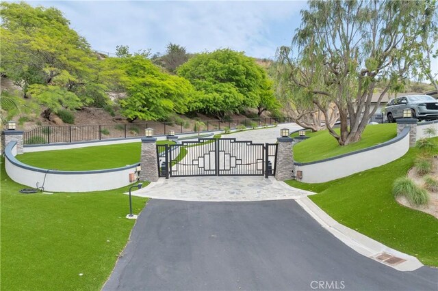 7 Olympic Way, Coto De Caza, CA 92679 - surrounding community featuring a gate