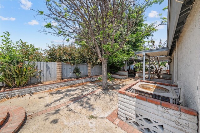 2712 Boundary Ln, Riverside, CA 92503 - fenced backyard featuring a patio