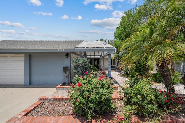 2712 Boundary Ln, Riverside, CA 92503 - view of front of home featuring roof with shingles
