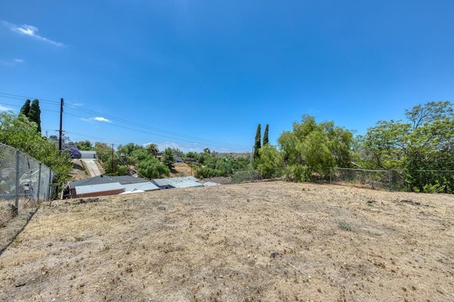 2033 Winnett St, San Diego, CA 92114 - view of yard