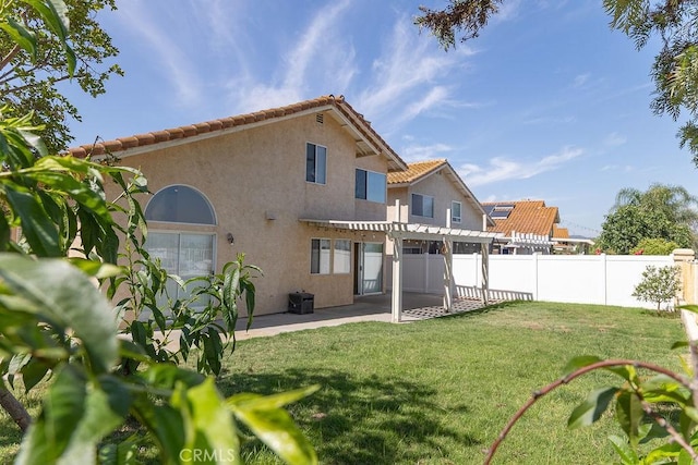 27474 Bolandra Ct, Temecula, CA 92591 - rear view of house featuring a pergola, stucco siding, a patio area, and a fenced backyard