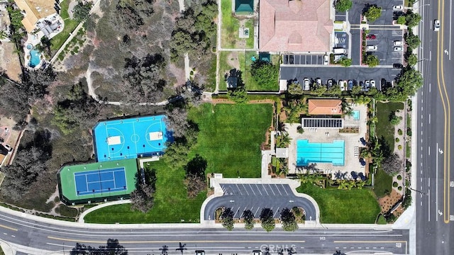 27474 Bolandra Ct, Temecula, CA 92591 - aerial view of property and surrounding area featuring a pool area