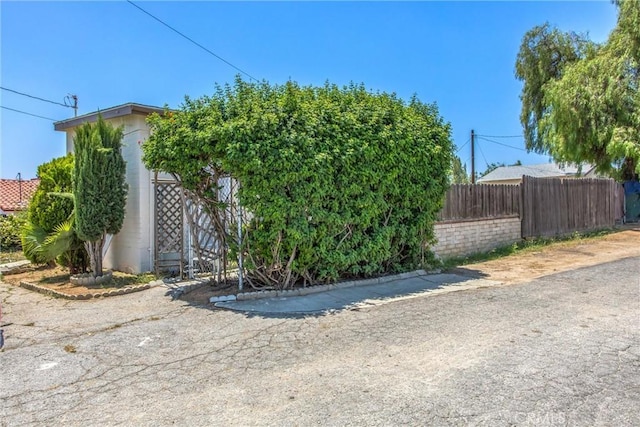 12190 Gladys Ln, Yucaipa, CA 92399 - photo 31