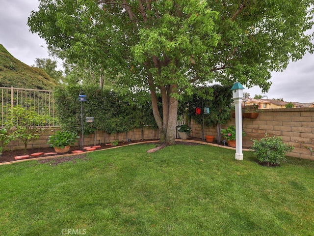 28 Covington, Mission Viejo, CA 92692 - view of fenced backyard