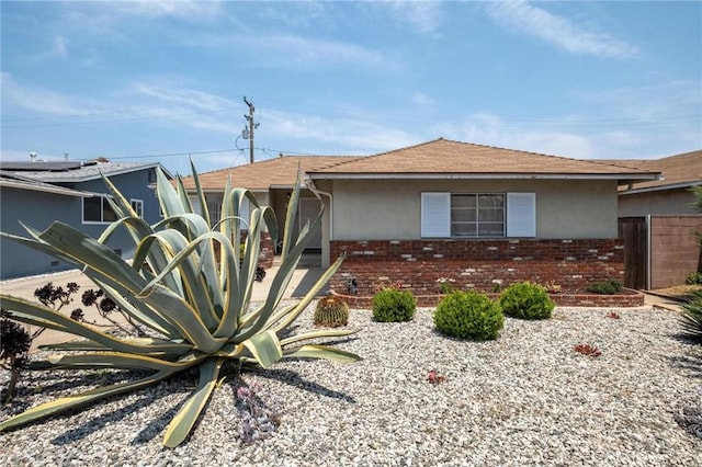 1139 W 149th St, Gardena, CA 90247 - ranch-style home with stucco siding and brick siding