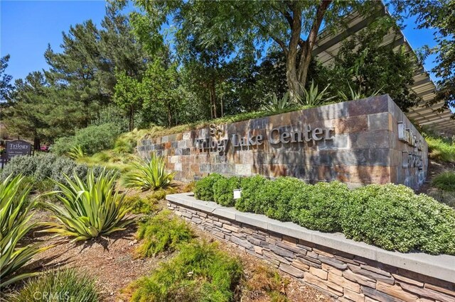 23820 Towish Dr, Corona, CA 92883 - view of community sign