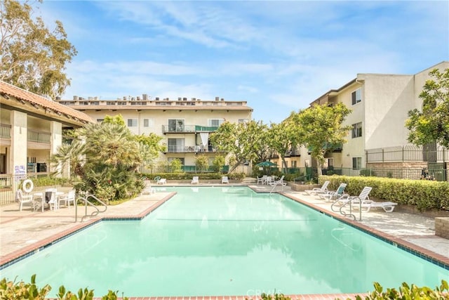 5460 White Oak Ave Unit F105, Encino, CA 91316 - photo 2