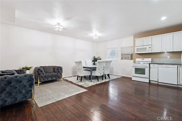 5254 Don Pio Dr, Woodland Hills, CA 91364 - photo 37