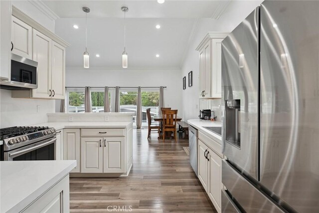 5254 Don Pio Dr, Woodland Hills, CA 91364 - photo 10